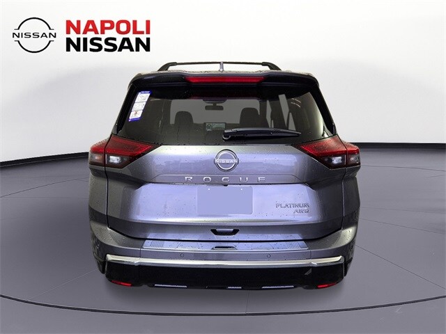 2026 Nissan Rogue Platinum photo 4