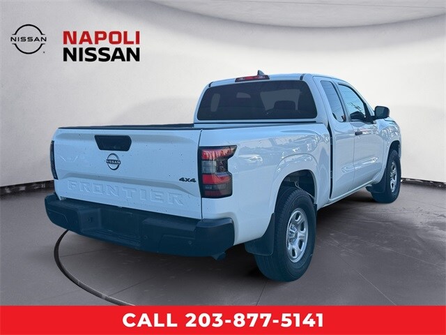 2023 Nissan Frontier S photo 3