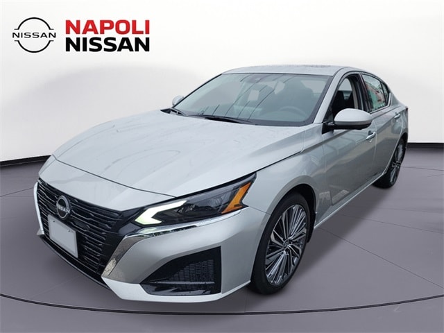 2025 Nissan Altima SL's photo