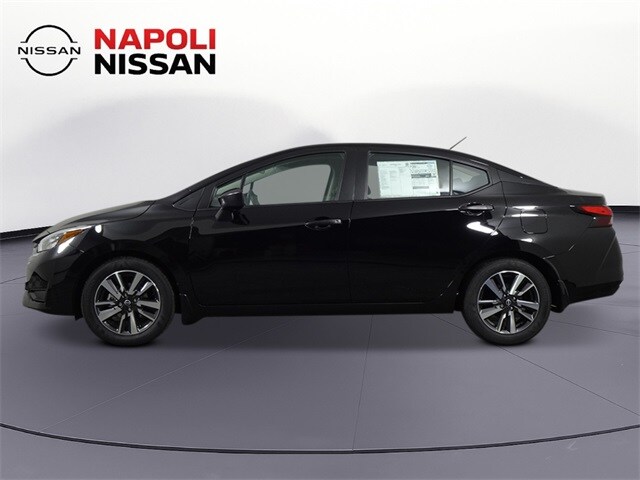 2025 Nissan Versa 1.6 S photo 2