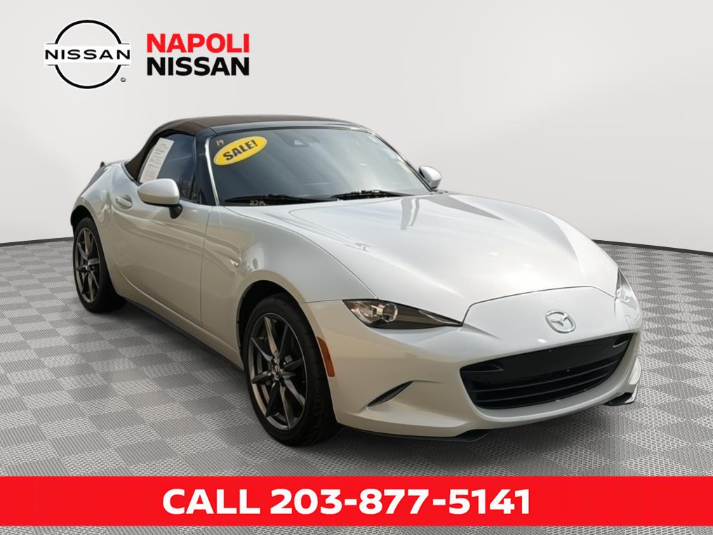 2019 Mazda MX-5 Miata Grand Touring's photo