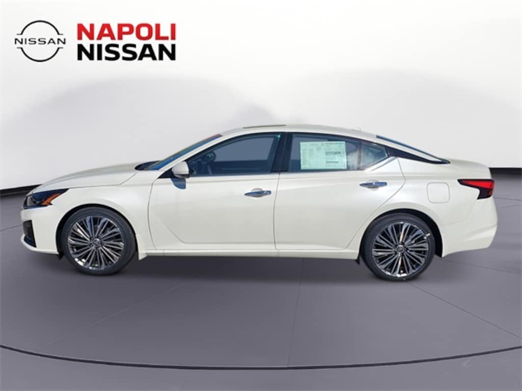 New 2025 Nissan Altima SL Sedan