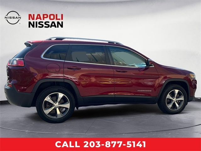 Used 2019 Jeep Cherokee Limited with VIN 1C4PJMDX2KD404469 for sale in Milford, CT