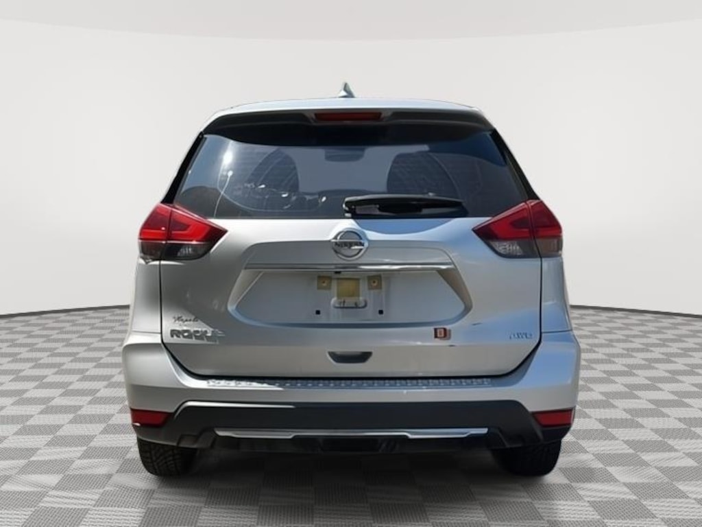 Used 2019 Nissan Rogue S SUV