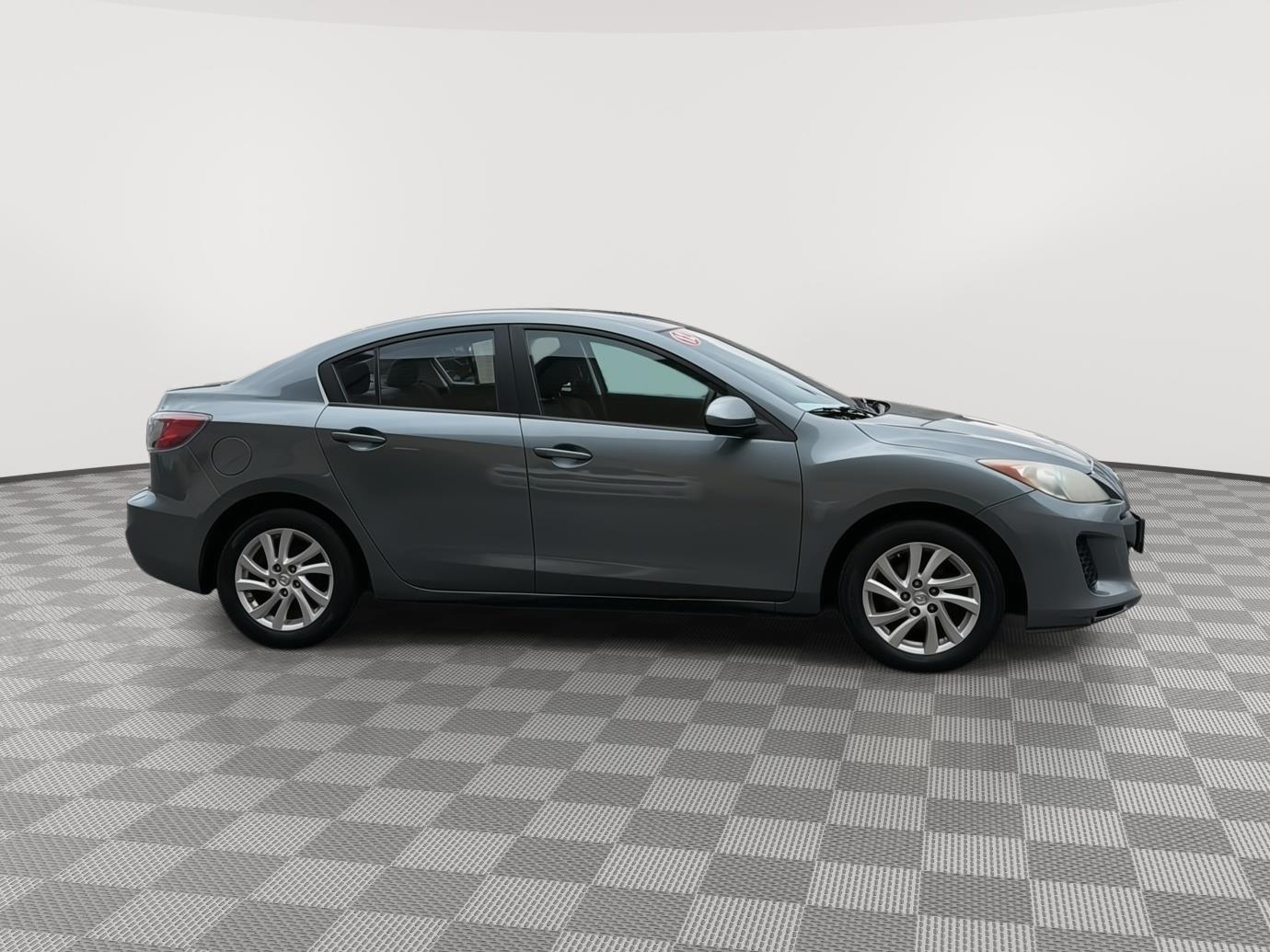 Used 2012 Mazda MAZDA3 i Touring with VIN JM1BL1V87C1635056 for sale in Milford, CT