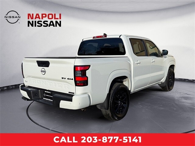 2023 Nissan Frontier SV photo 3