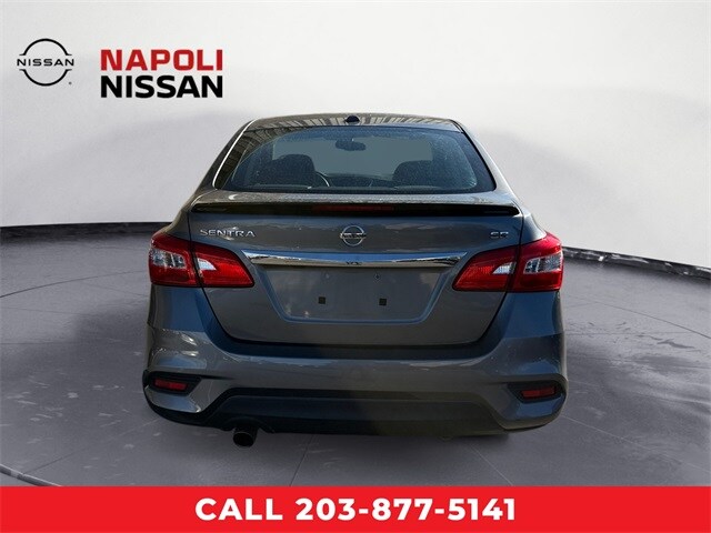 2017 Nissan Sentra SR photo 4