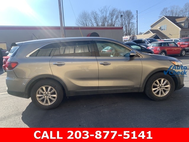 Used 2019 Kia Sorento LX with VIN 5XYPGDA59KG481567 for sale in Milford, CT