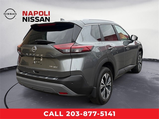 2023 Nissan Rogue SV photo 2