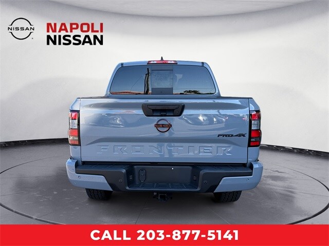 2024 Nissan Frontier PRO-4X photo 4