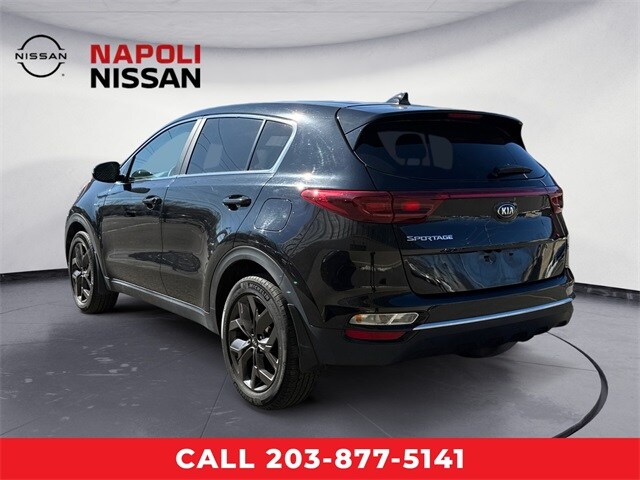2022 Hyundai Santa Fe SEL photo 4