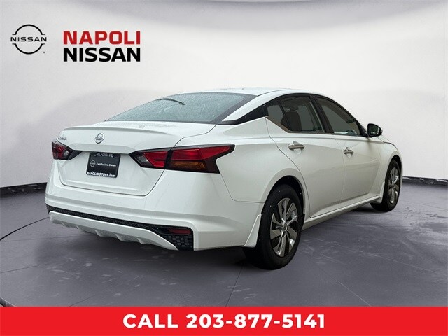 2022 Nissan Altima 2.5 S photo 3