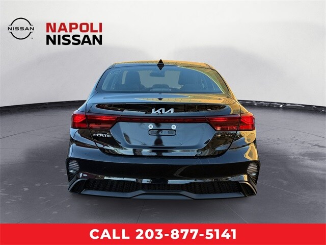 2024 Kia Forte LXS photo 4