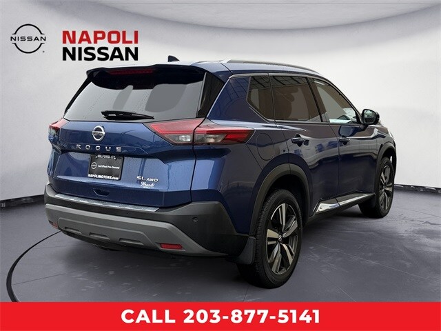 2021 Nissan Rogue SL photo 2