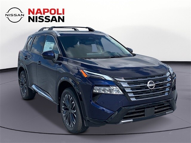 2025 Nissan Rogue Platinum photo 2