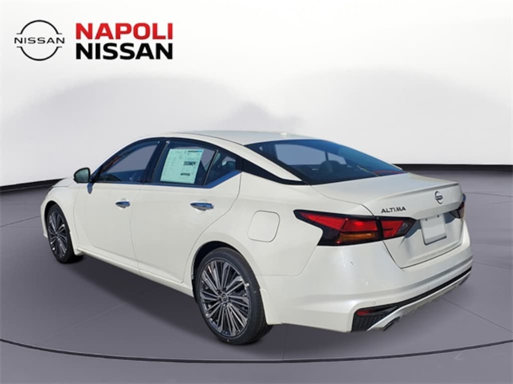 New 2025 Nissan Altima SL Sedan