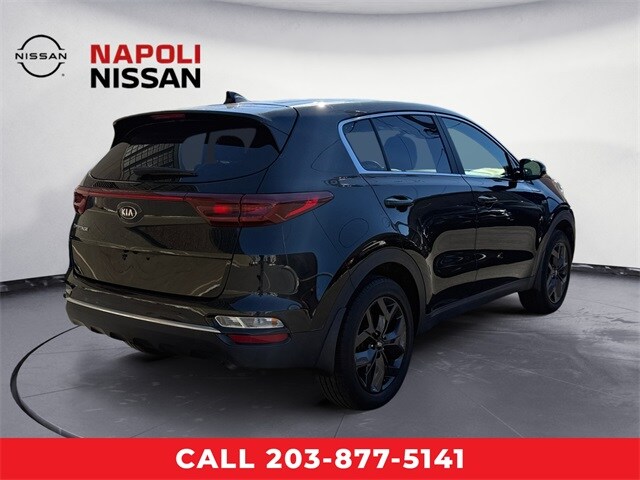 2022 Hyundai Santa Fe SEL photo 3