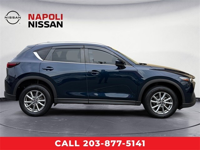 2022 Mazda CX-5 2.5 S Preferred photo 2