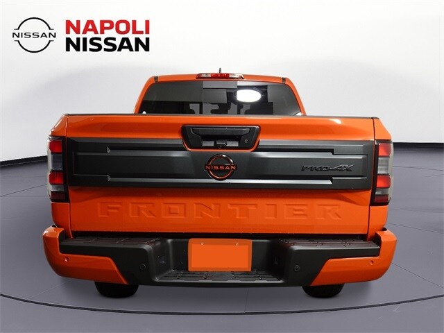 2025 Nissan Frontier PRO-4X photo 4