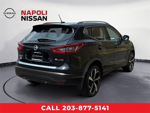 2021 Nissan Rogue Sport SL photo 3
