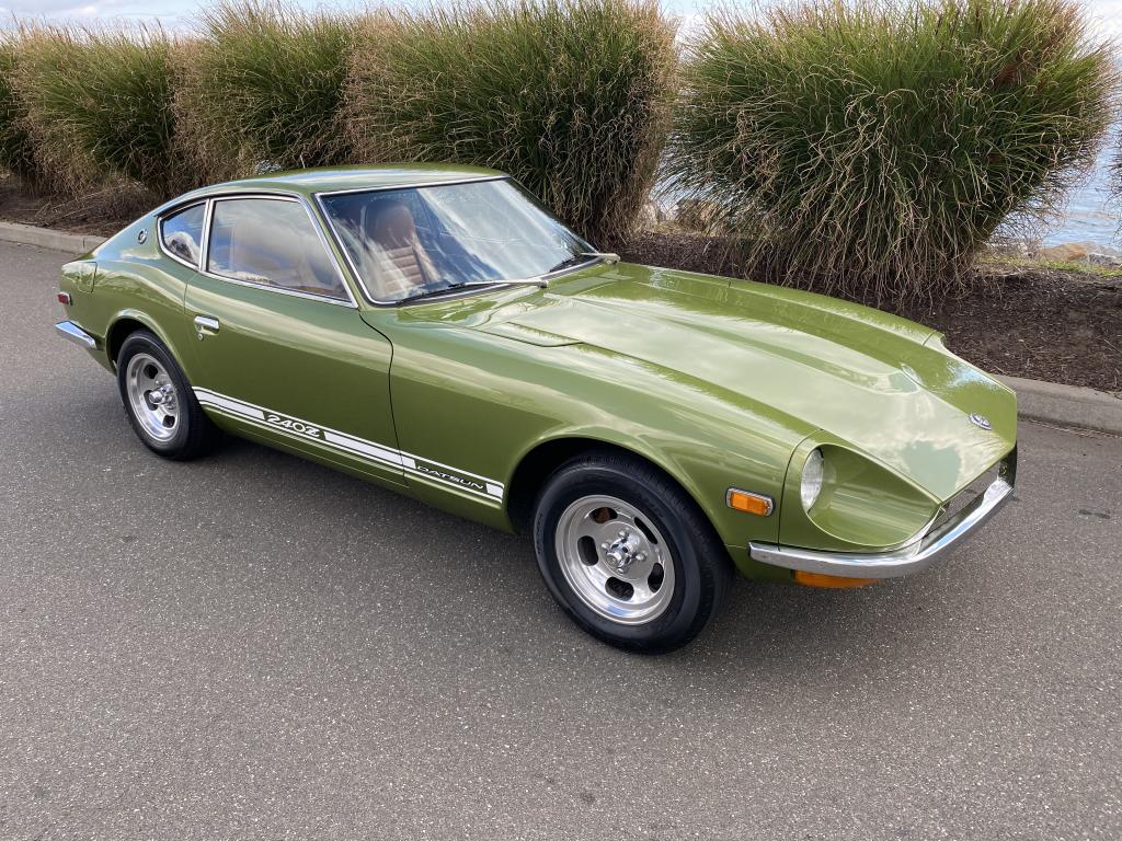 『N』 Glenn's 1972 Nissan Fairlady 240Z-L features our Z Car
