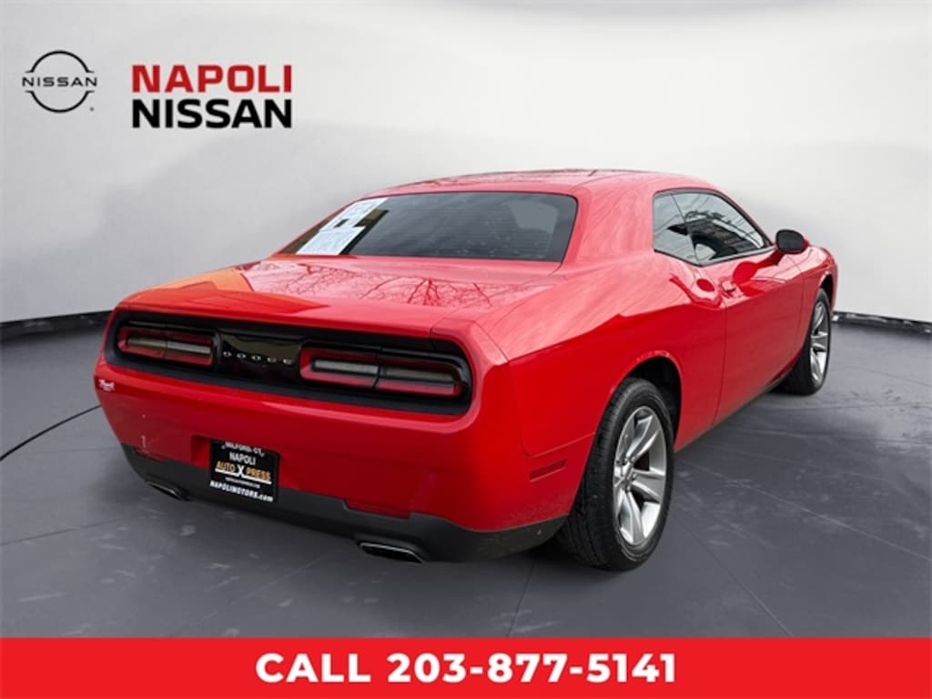 Used 2017 Dodge Challenger SXT Coupe
