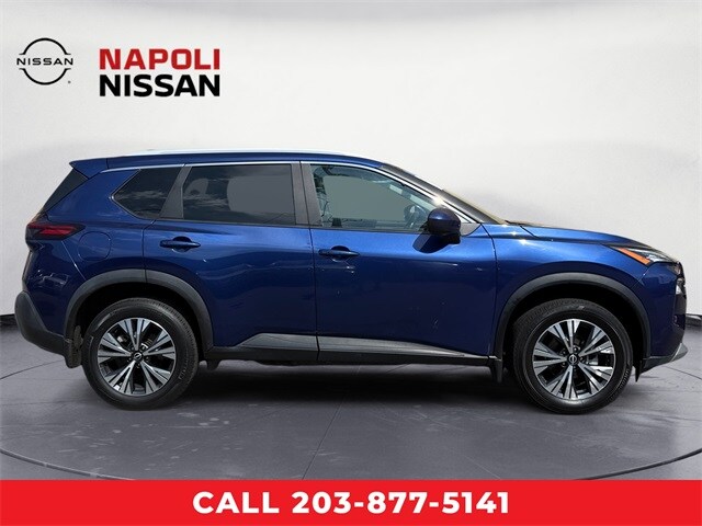 2023 Nissan Rogue SV photo 2