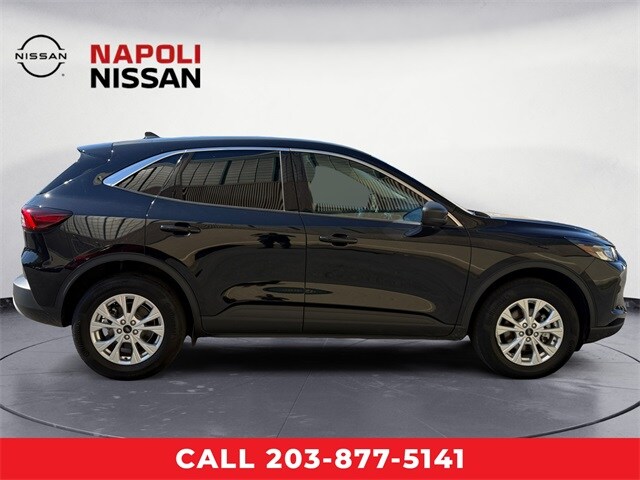 2023 Ford Escape Active photo 2