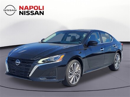 2025 Nissan Altima SL Sedan