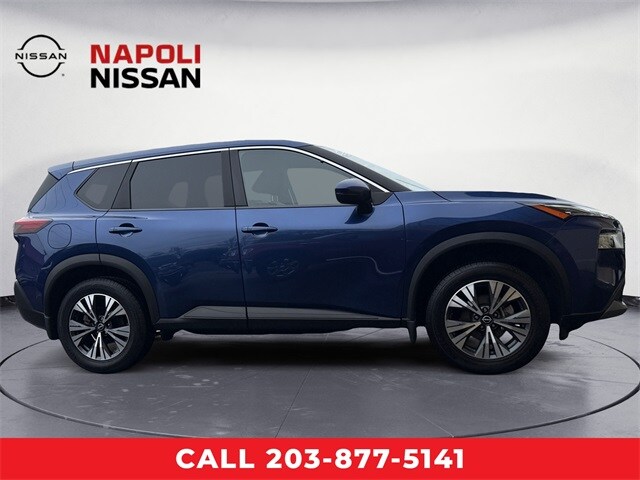 2023 Nissan Rogue SV photo 2