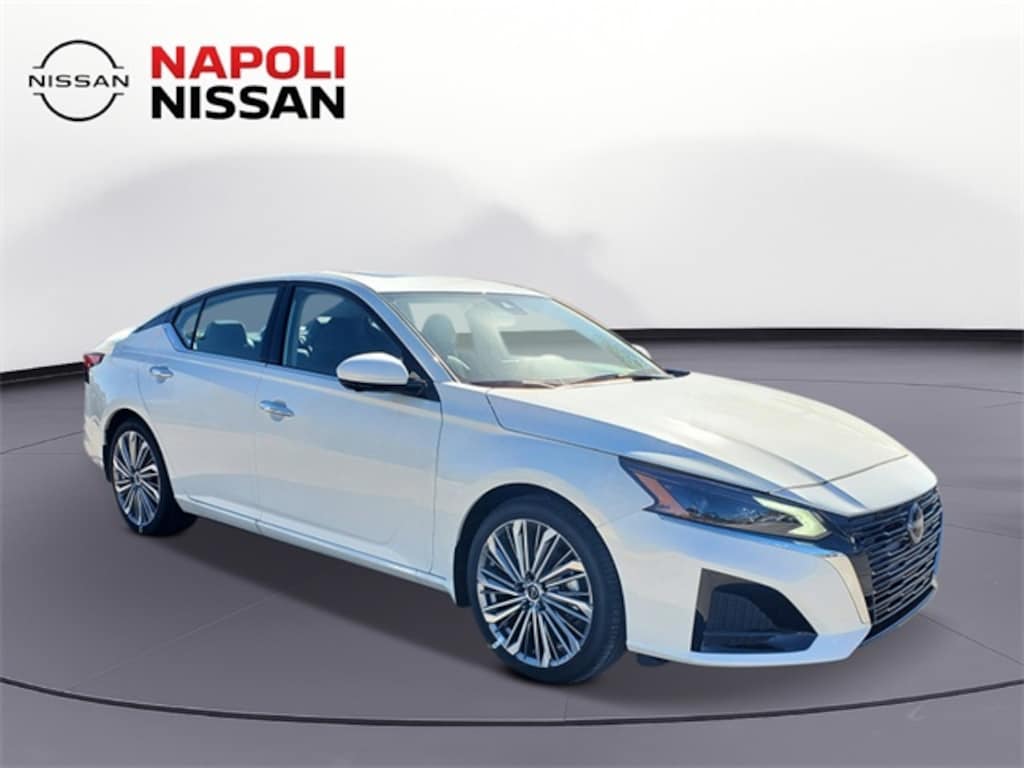 New 2025 Nissan Altima SL Sedan
