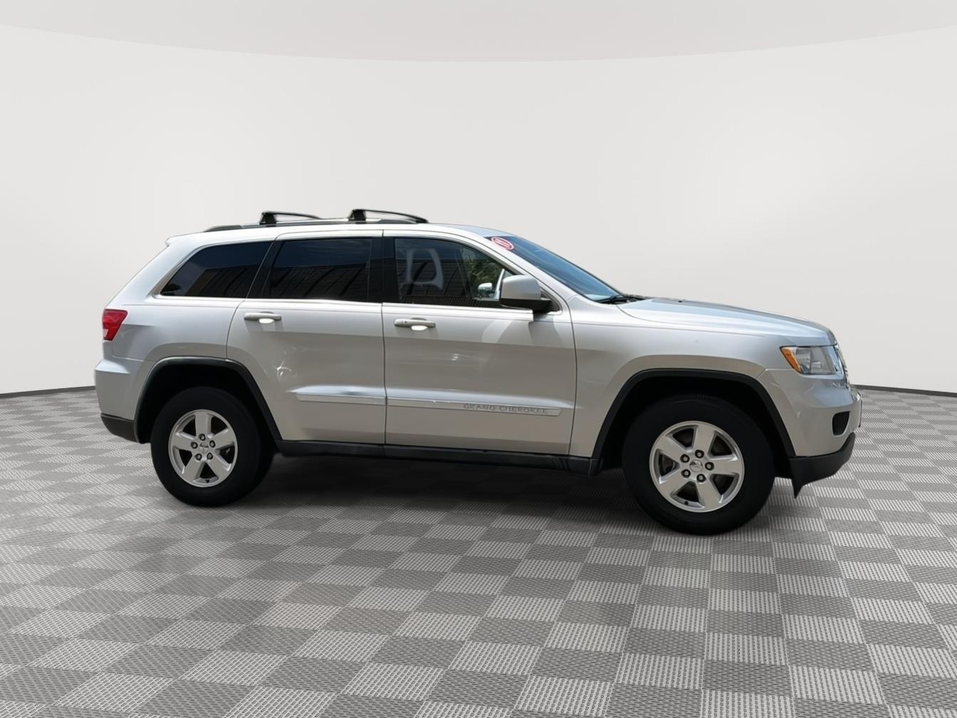 Used 2011 Jeep Grand Cherokee Laredo with VIN 1J4RR4GG3BC545984 for sale in Milford, CT