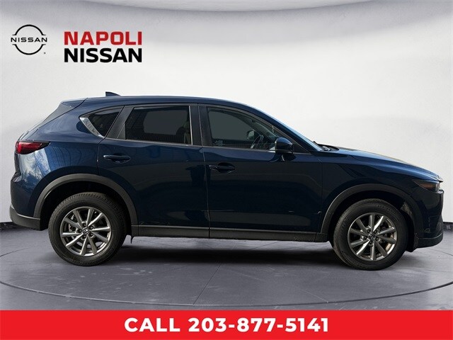 2022 Mazda CX-5 2.5 S Preferred photo 2