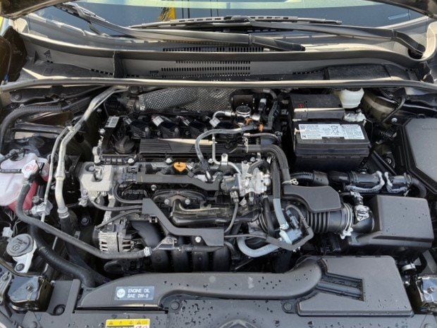 2025 Toyota Corolla SE - Photo 25