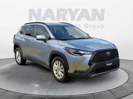 2024 Toyota Corolla Cross LE Car