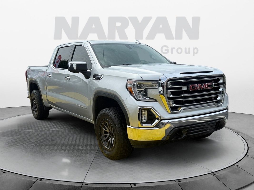 2021 GMC Sierra 4WD Crew Cab Short Box SLT's photo