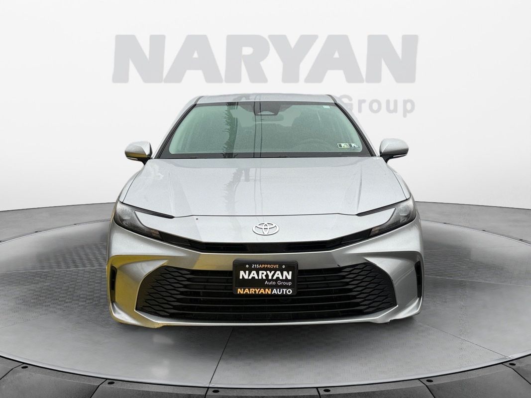 2025 Toyota Camry LE photo 2
