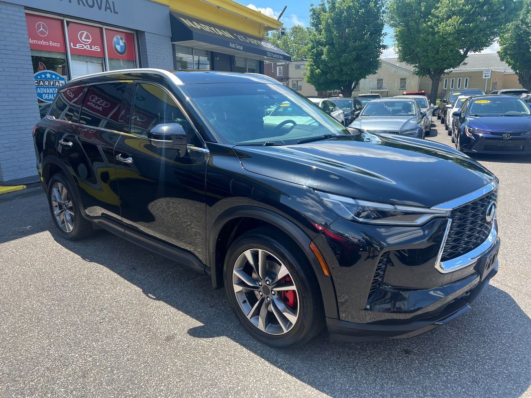 2023 INFINITI QX60 LUXE AWD's photo