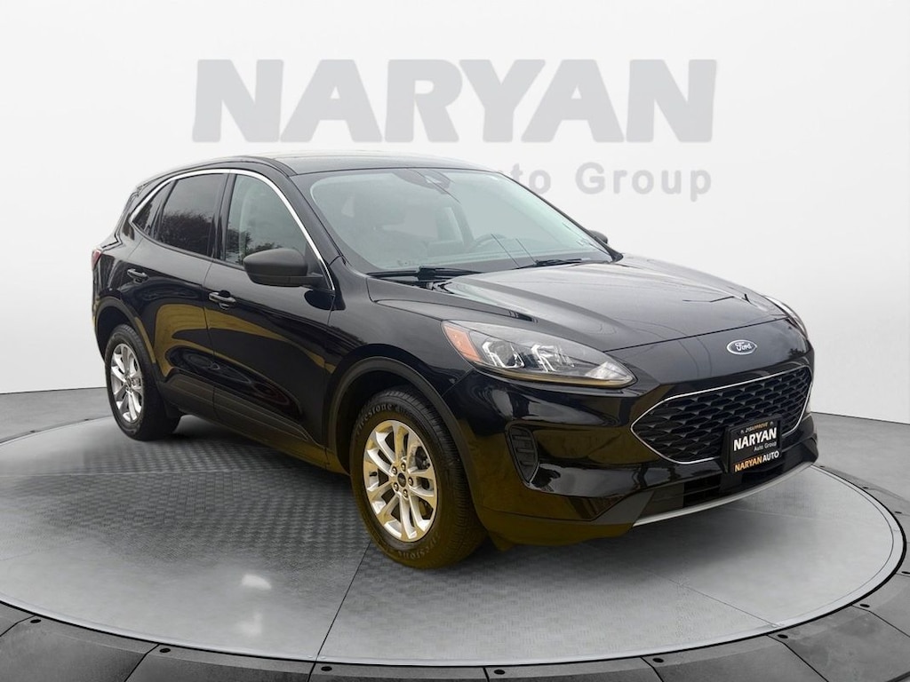 Used 2022 Ford Escape SE Hybrid SUV