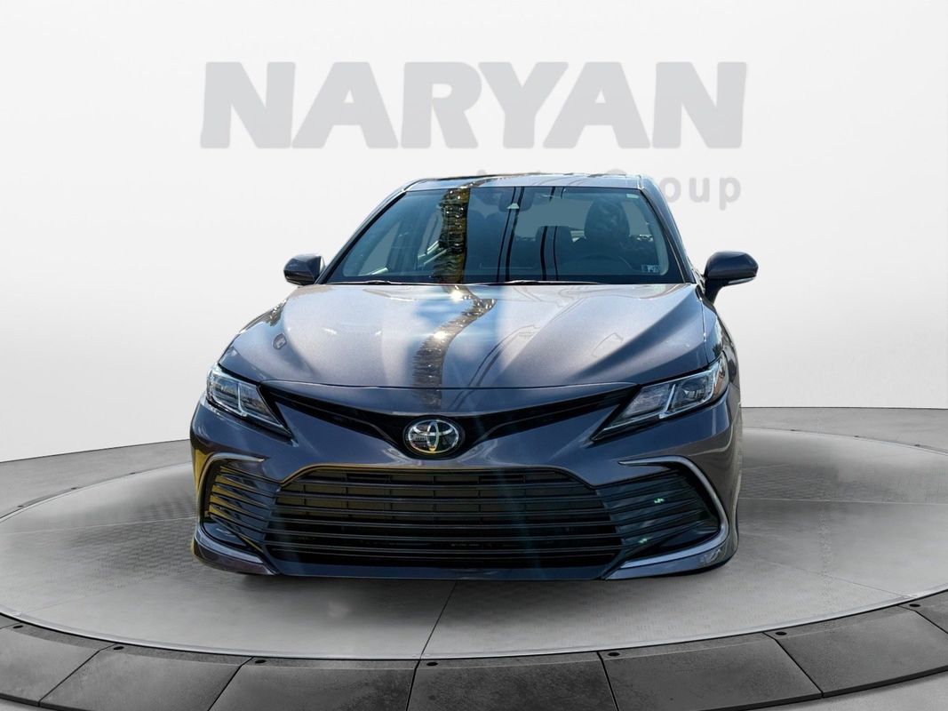 2023 Toyota Camry LE photo 2