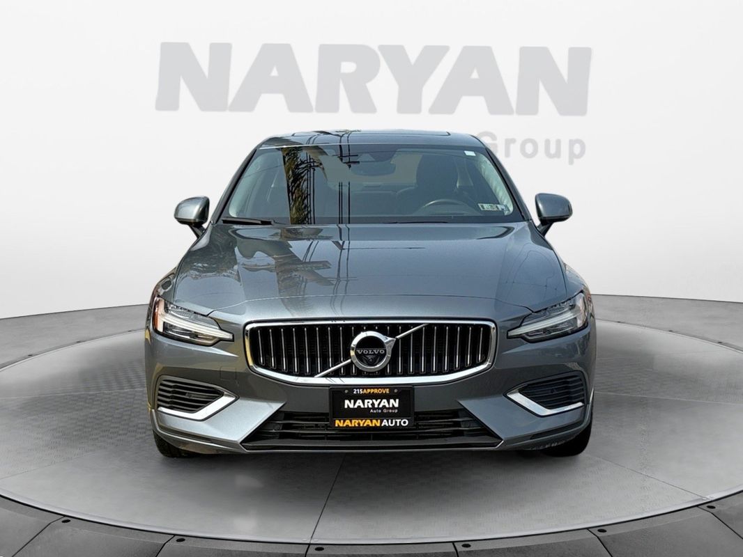 2021 Volvo S60 Recharge T8 Inscription photo 2