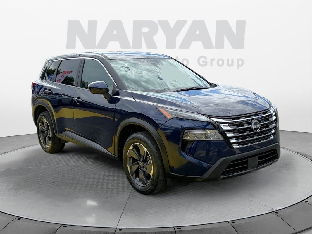 2025 Nissan Rogue SV FWD's photo
