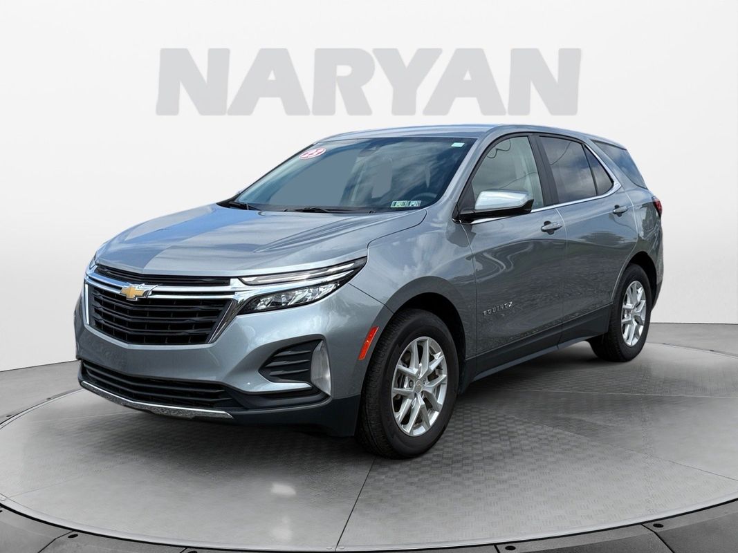 2023 Chevrolet Equinox LT photo 3