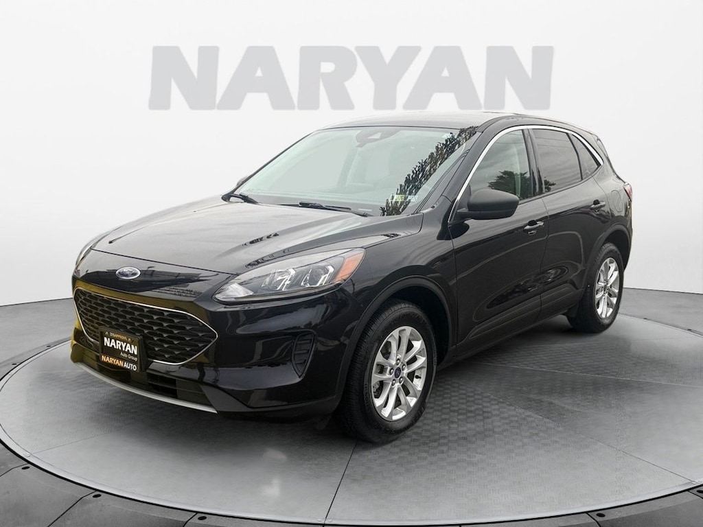 Used 2022 Ford Escape SE Hybrid SUV