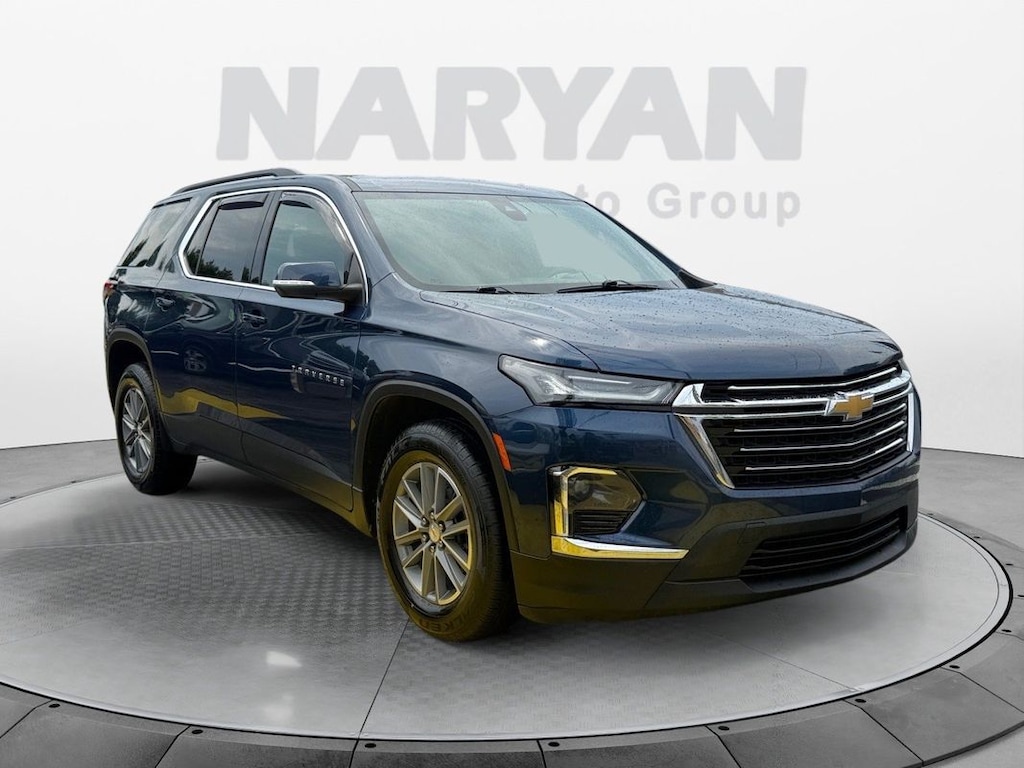 Used 2023 Chevrolet Traverse AWD LT Cloth SUV