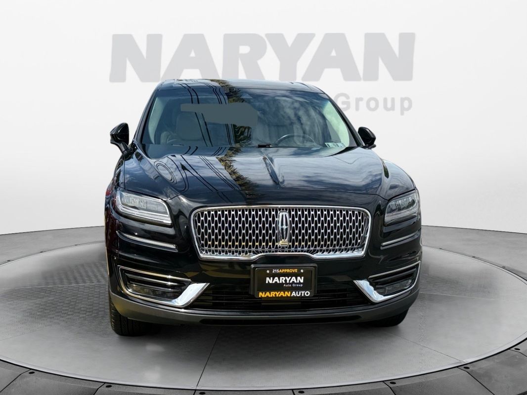 2020 Lincoln Nautilus Reserve photo 2
