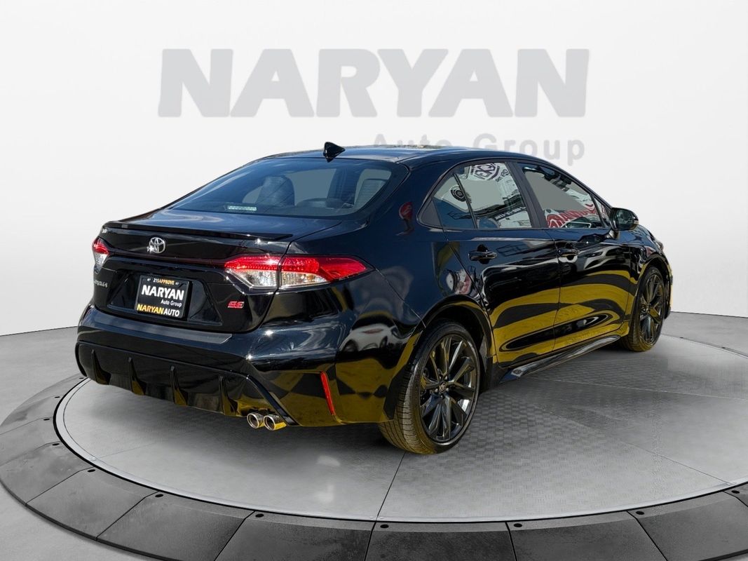 2025 Toyota Corolla SE - Photo 7