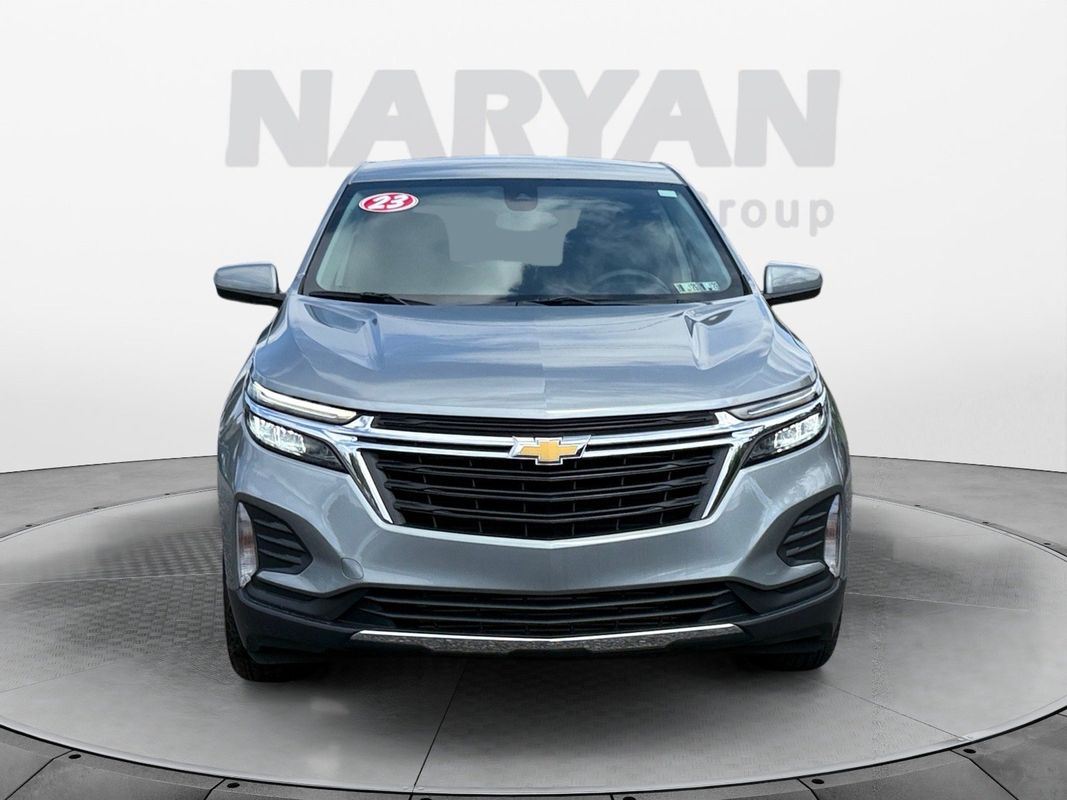 2023 Chevrolet Equinox LT photo 2