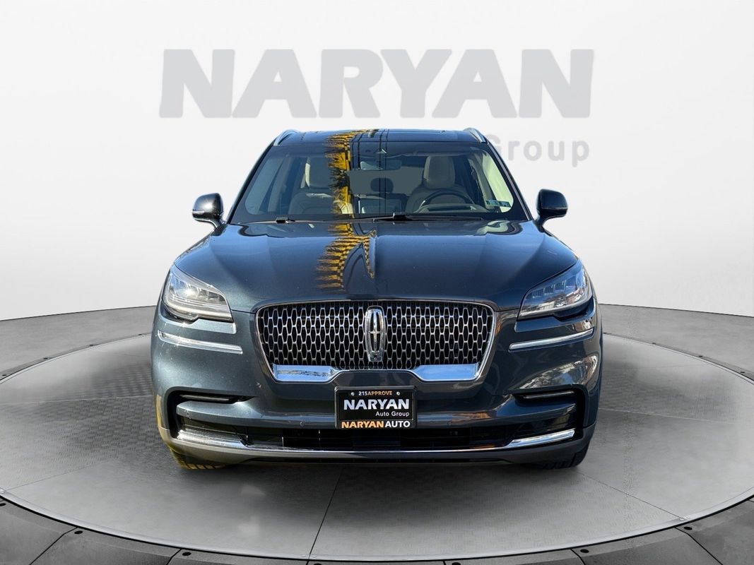 2022 Lincoln Aviator Reserve photo 2