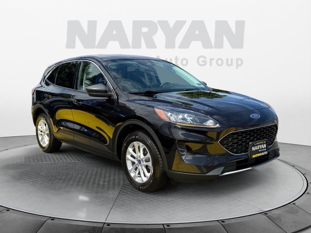 2022 Ford Escape's photo